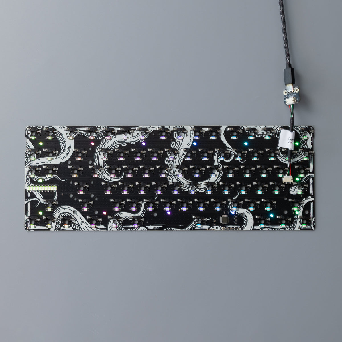 KBDfans Holy80 8K MX ホットスワップ対応PCB
